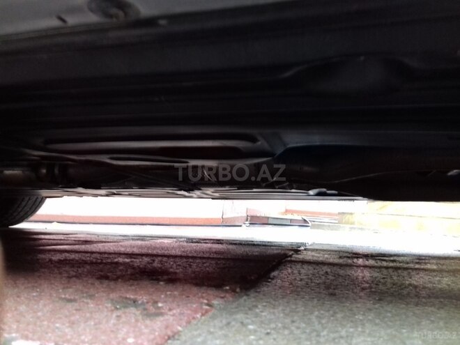 Mercedes E 320 2003, 187,000 km - 3.2 l - Xırdalan