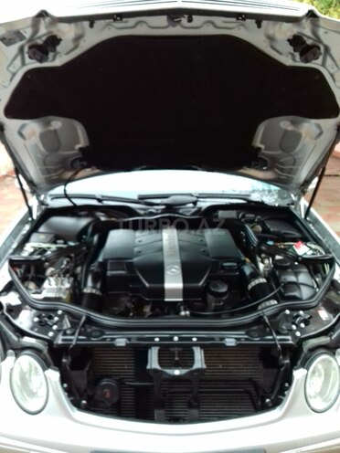 Mercedes E 320 2003, 187,000 km - 3.2 l - Xırdalan