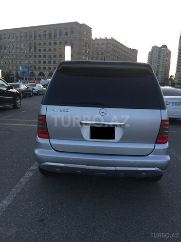 Mercedes ML 350 2004, 275,000 km - 3.5 l - Bakı