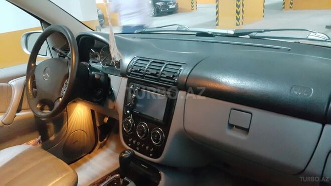 Mercedes ML 350 2004, 275,000 km - 3.5 l - Bakı