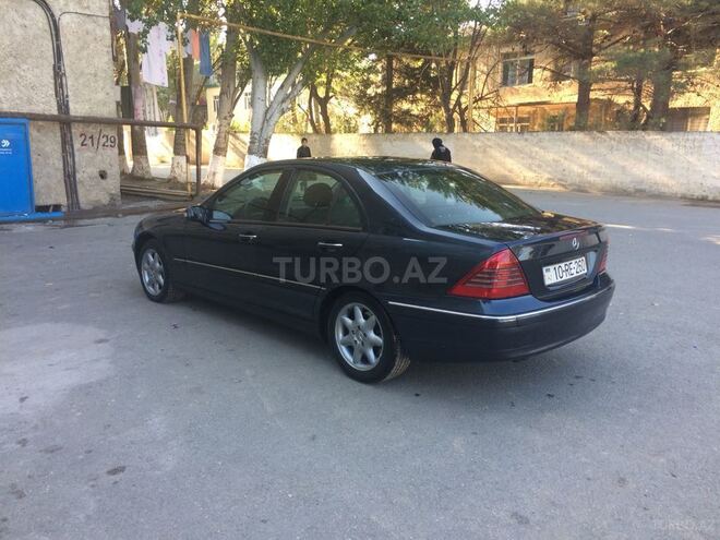 Mercedes C 240 2002, 286,000 km - 2.6 l - Sumqayıt
