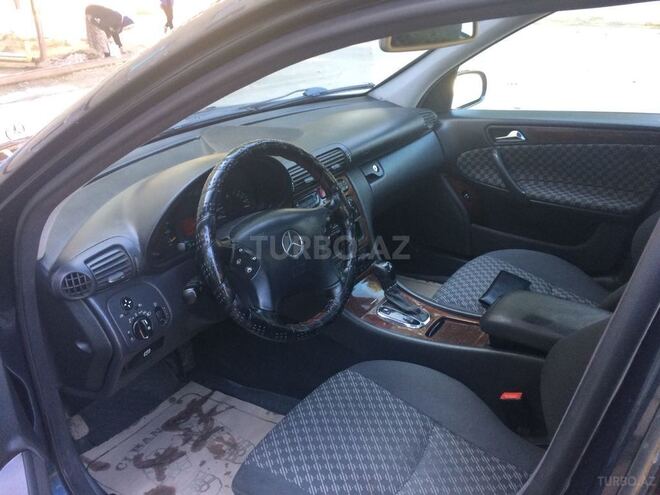 Mercedes C 240 2002, 286,000 km - 2.6 l - Sumqayıt