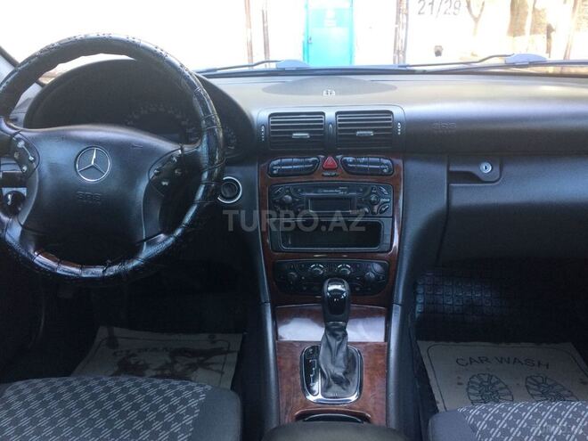 Mercedes C 240 2002, 286,000 km - 2.6 l - Sumqayıt