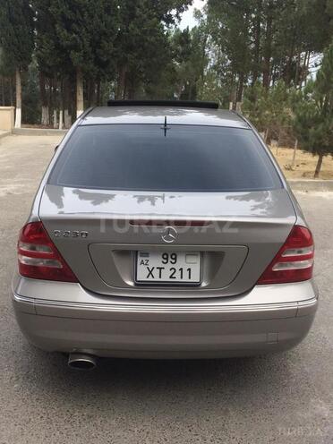 Mercedes C 230 2006, 205,000 km - 2.5 l - Sumqayıt