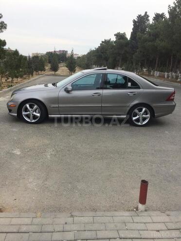 Mercedes C 230 2006, 205,000 km - 2.5 l - Sumqayıt