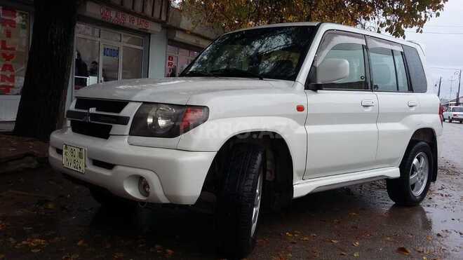 Mitsubishi Pajero io 2000, 311,000 km - 1.8 l - Şamaxı