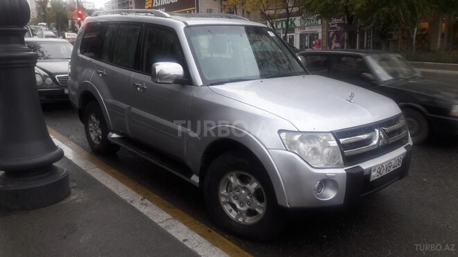 Mitsubishi Pajero 2007, 175,000 km - 3.0 л - Bakı