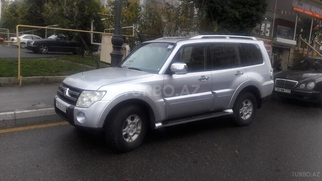Mitsubishi Pajero 2007, 175,000 km - 3.0 л - Bakı