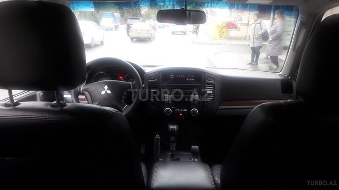 Mitsubishi Pajero 2007, 175,000 km - 3.0 л - Bakı