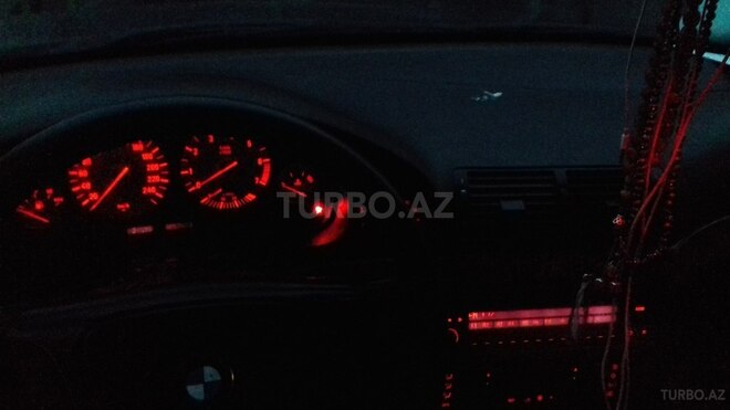 BMW 525 1997, 220,000 km - 0.3 l - Bakı