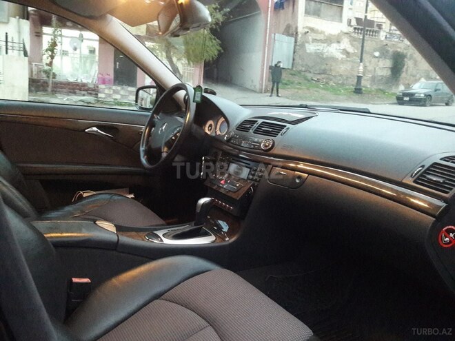 Mercedes E 320 2002, 240,000 km - 3.2 l - Bakı