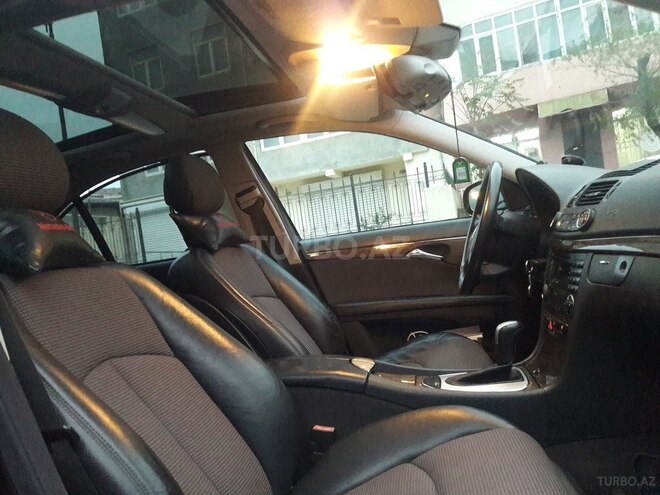 Mercedes E 320 2002, 240,000 km - 3.2 l - Bakı