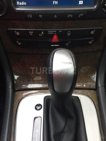 Mercedes E 270 2003, 273,545 km - 2.7 л - Bakı