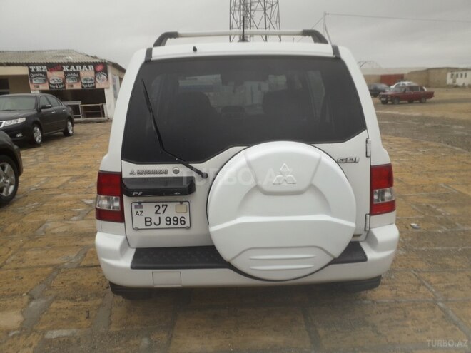 Mitsubishi Pajero io 2002, 195,000 km - 2.0 l - Sumqayıt