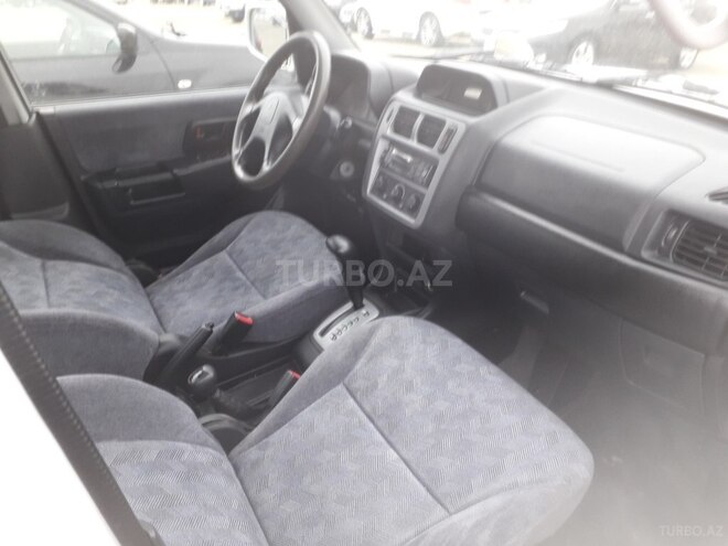 Mitsubishi Pajero io 2002, 195,000 km - 2.0 l - Sumqayıt
