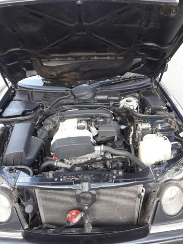 Mercedes E 230 1997, 350,000 km - 2.3 l - Gəncə