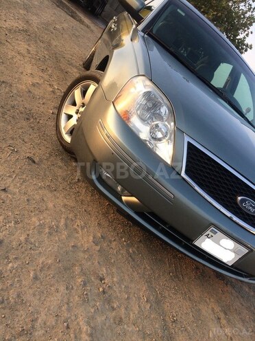 Ford  2005, 240,000 km - 3.0 л - Masallı