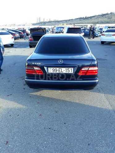 Mercedes E 240 2000, 232,000 km - 2.6 l - Bakı