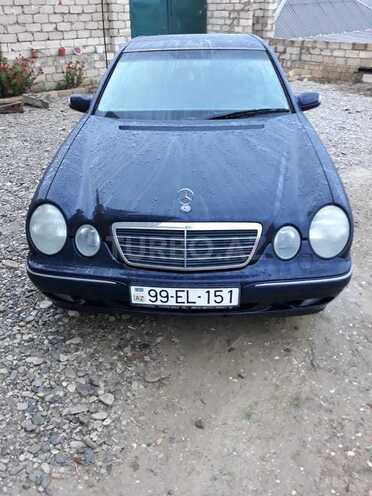 Mercedes E 240 2000, 232,000 km - 2.6 l - Bakı