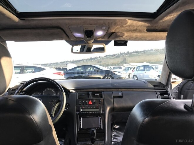 Mercedes E 240 2001, 280,000 km - 2.6 l - Bakı