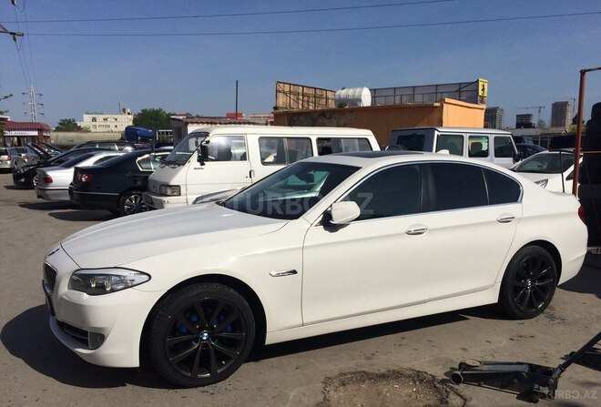 BMW 528 2012, 107,000 km - 2.0 l - Bakı