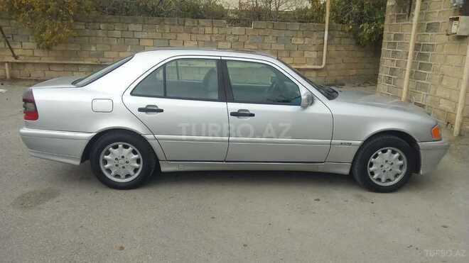 Mercedes C 280 1999, 300,000 km - 2.8 l - Bakı