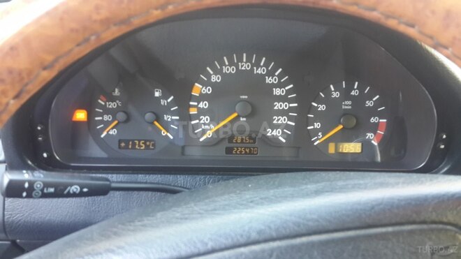 Mercedes C 180 2000, 225,470 km - 0.2 l - Bakı