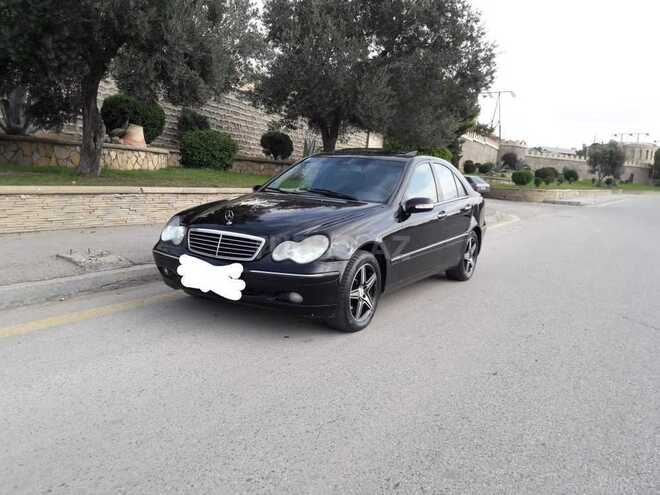 Mercedes C 240 2002, 310,000 km - 2.4 l - Bakı