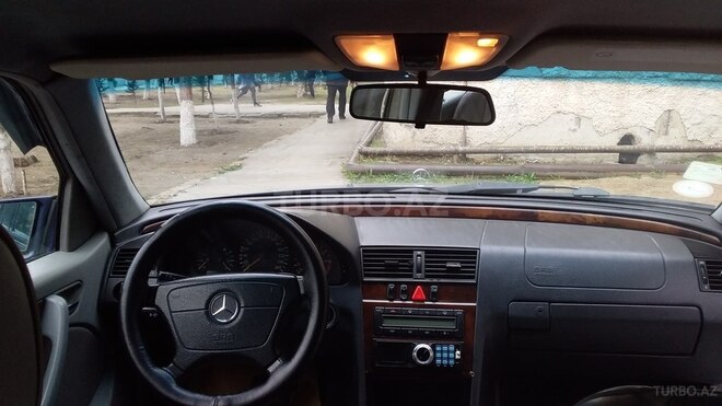Mercedes C 200 1999, 315,000 km - 2.0 l - Sumqayıt