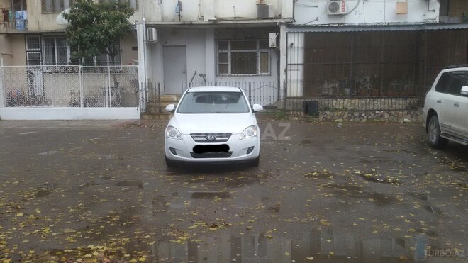 Kia Ceed 2009, 130,000 km - 1.4 l - Bakı