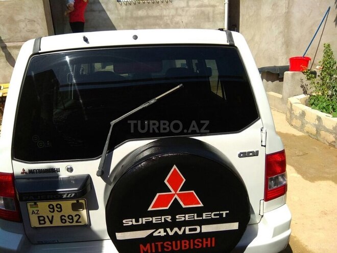 Mitsubishi Pajero io 1999, 250,000 km - 1.8 l - Bakı