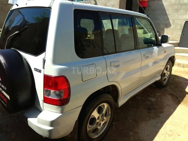 Mitsubishi Pajero io 1999, 250,000 km - 1.8 l - Bakı