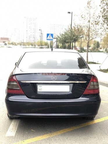 Mercedes E 220 2006, 294,000 km - 2.2 l - Bakı