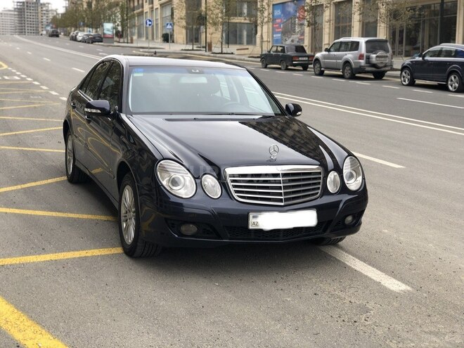 Mercedes E 220 2006, 294,000 km - 2.2 l - Bakı