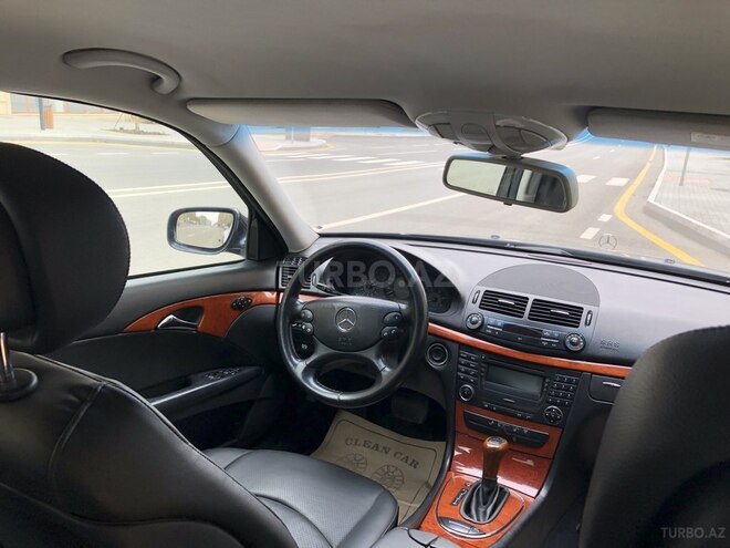Mercedes E 220 2006, 294,000 km - 2.2 l - Bakı