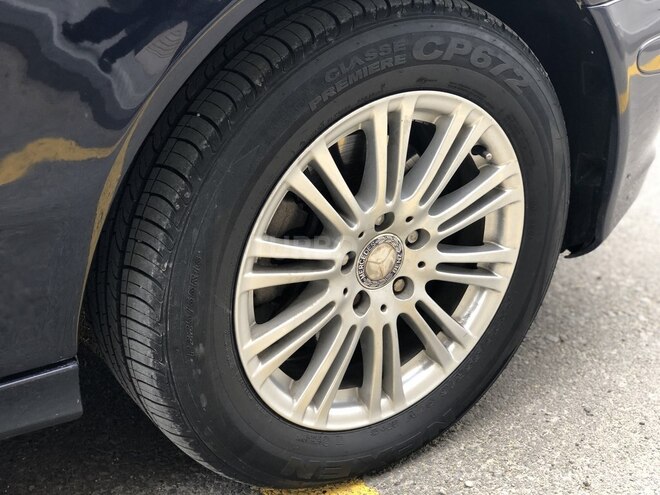 Mercedes E 220 2006, 294,000 km - 2.2 l - Bakı
