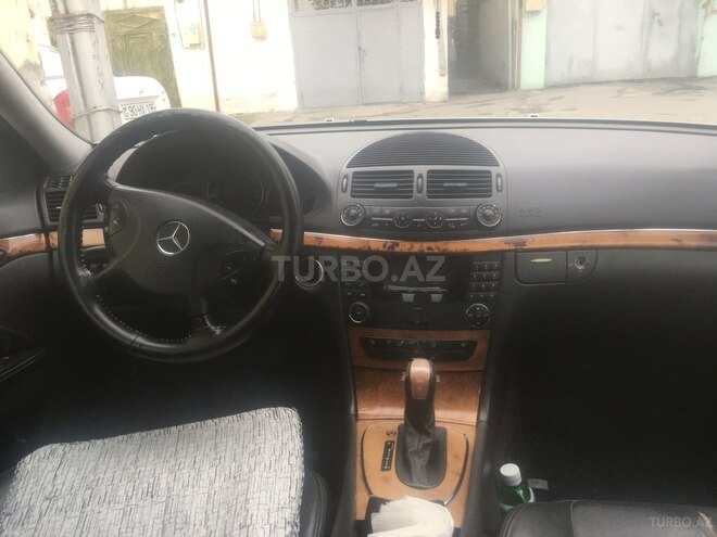 Mercedes E 270 2002, 345,000 km - 2.7 l - Bakı