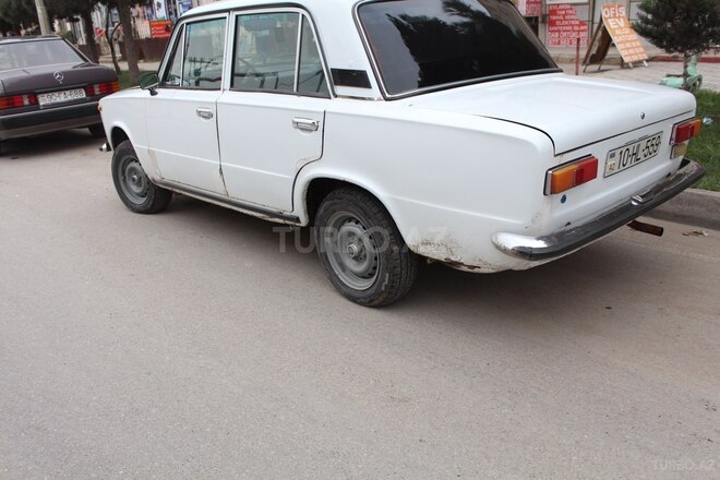 LADA (VAZ) 21011 1984, 180,000 km - 1.5 l - Bakı