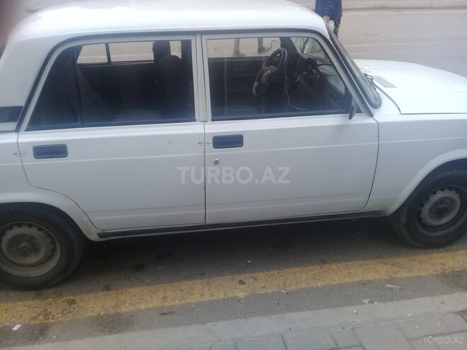 LADA (VAZ) 2107 2005, 10,000 km - 1.6 l - Naftalan