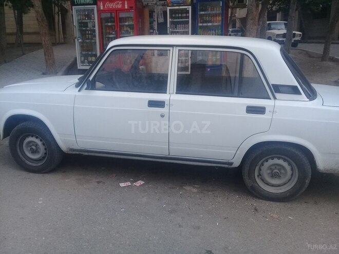 LADA (VAZ) 2107 2005, 10,000 km - 1.6 l - Naftalan