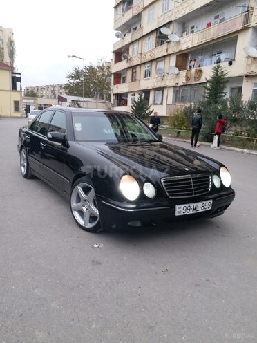 Mercedes E 320 2001, 355,000 km - 3.2 л - Bakı