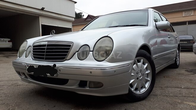 Mercedes E 240 2000, 320,560 km - 2.4 l - Bakı