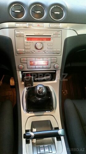 Ford  2006, 450,000 km - 2.0 l - Bakı