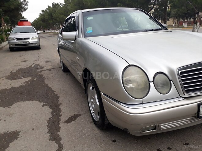 Mercedes E 230 1997, 349,000 km - 1.6 l - Sumqayıt