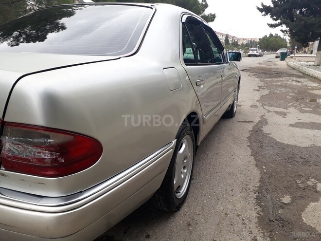 Mercedes E 230 1997, 349,000 km - 1.6 l - Sumqayıt