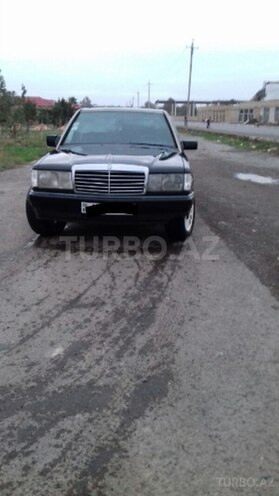 Mercedes 190 1991, 400,000 km - 2.0 l - Bərdə