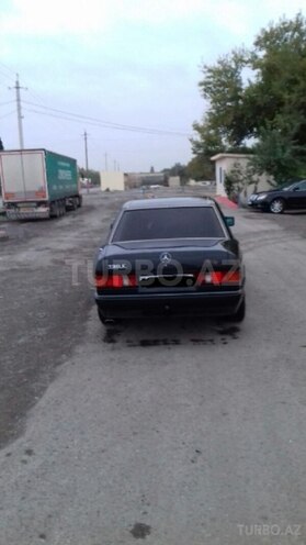 Mercedes 190 1991, 400,000 km - 2.0 l - Bərdə