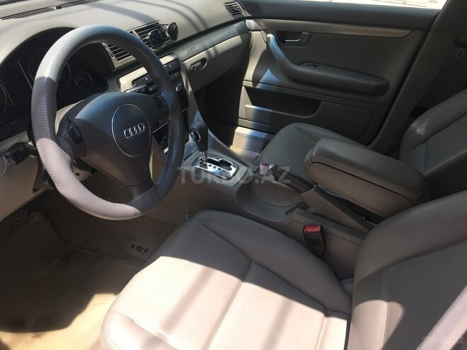 Audi A4 2002, 280,000 km - 1.8 л - Bakı