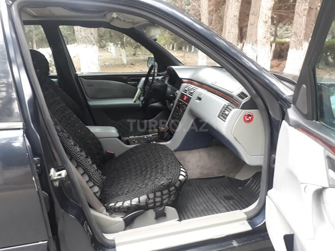 Mercedes E 200 1997, 258,000 km - 2.0 л - Sumqayıt