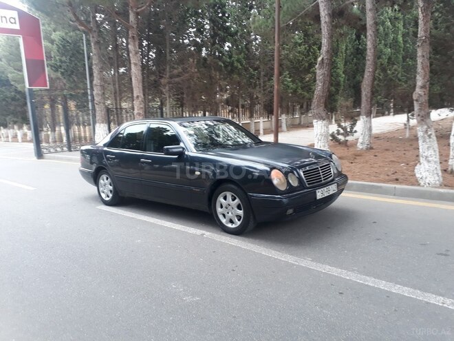 Mercedes E 200 1997, 258,000 km - 2.0 л - Sumqayıt